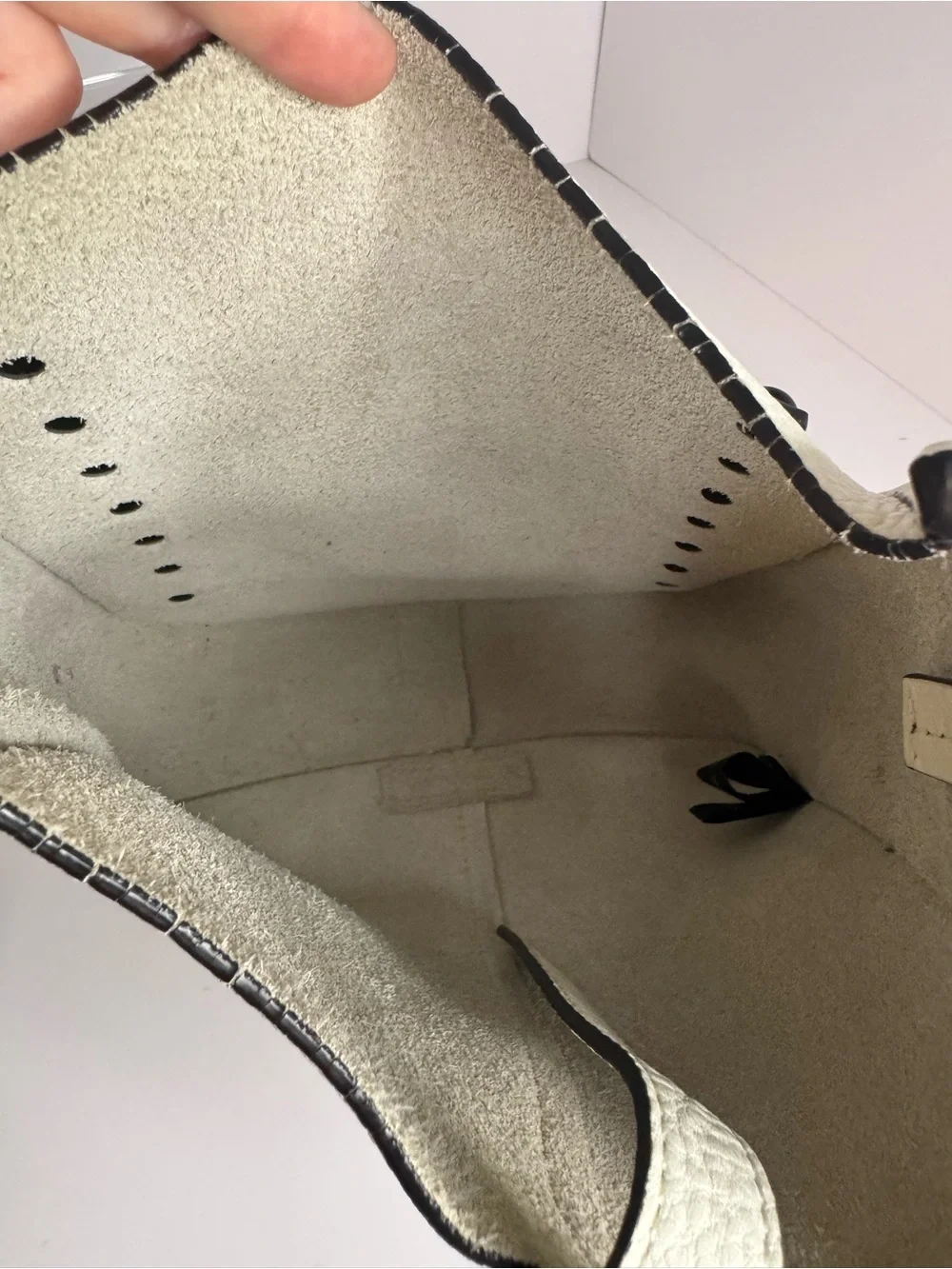 #381 Rebecca Minkoff Unlined Pebbled Leather Studded Feed Shoulder Crossbody Bag